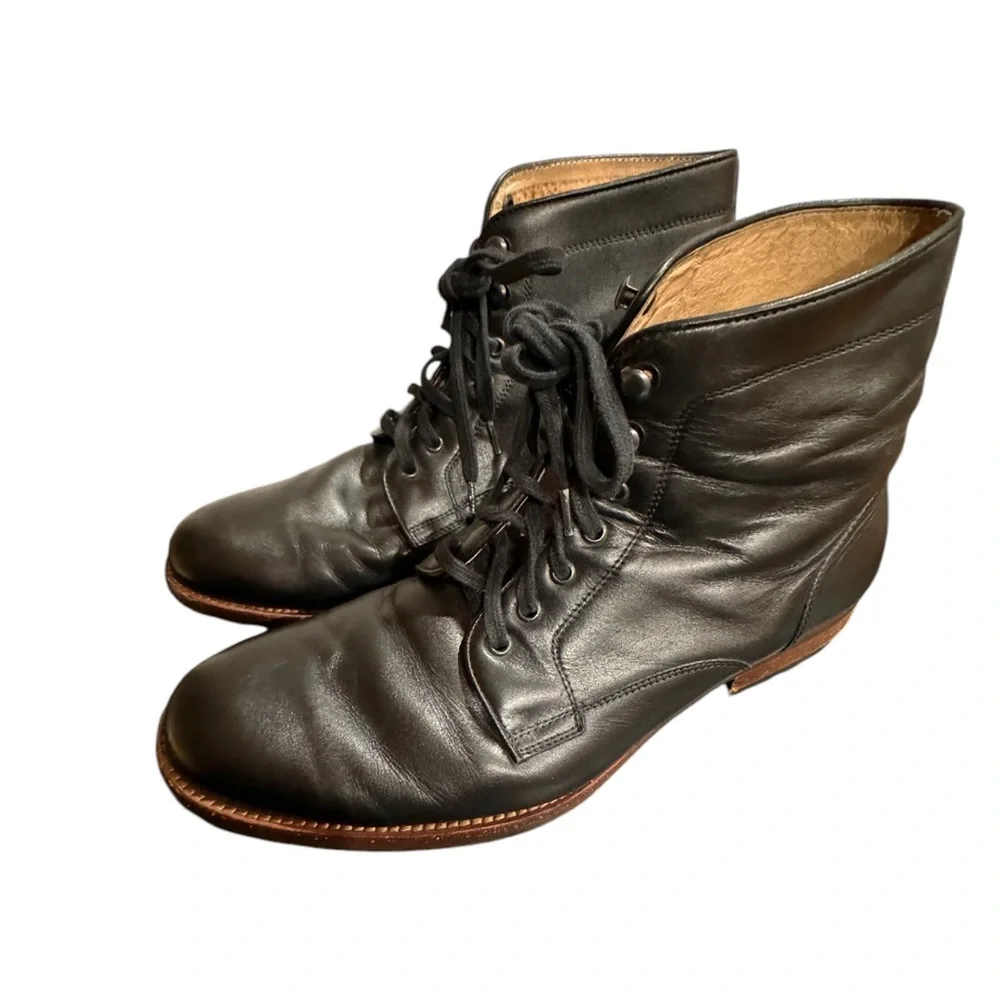 Warfield & Grand size 10 black leather ankle boot
